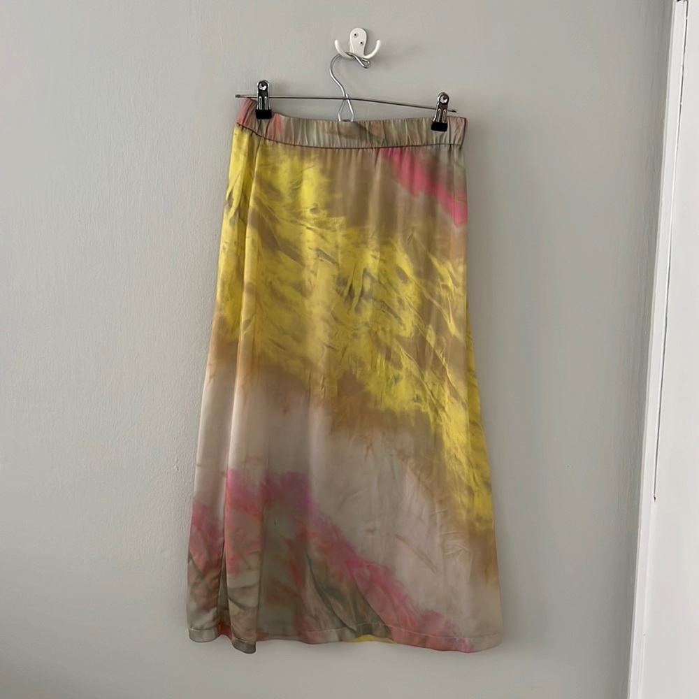 Tie dye midi skirt from Zara